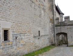 Eliška přijíždí na Loket