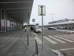 pred letiskom