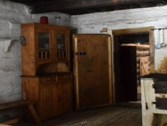 zimná skrýša zbojníkov