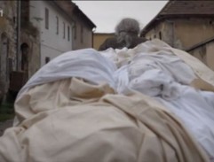 Dědeček s prádlem