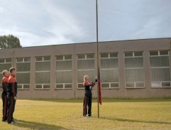 Vztyčování vlajky