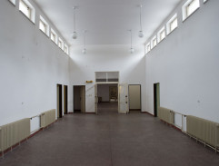 chodba pred pitevňou