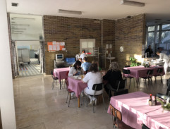 v nemocničnom bufete