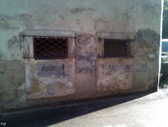 Čeňku! Chcípni! Sloky chcípněte!