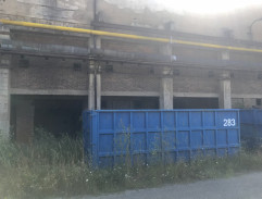 Opuštěná továrna II