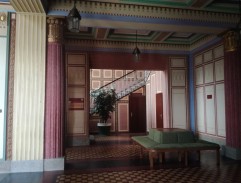 Recepce a schodiště hotelu Popper