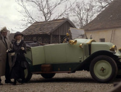 Cmíralová na četnické stanici