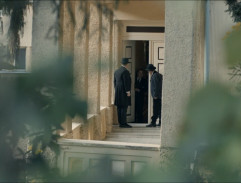 Boční vchod hotelu Popper