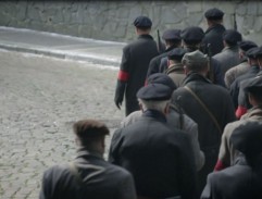 Milicionáři pochodují