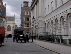 Lady Edith jede k doktorovi