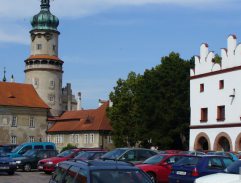 námestie v mestečku