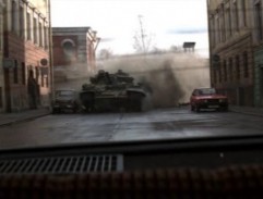 Tank proráží zeď