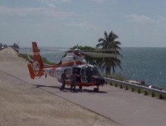 Vrtulník pro Bonda a Felixe