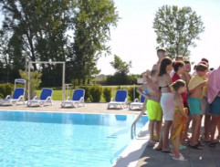 S04E05 Lennon a prívesok