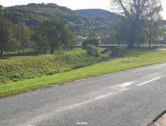 pred Tiborovým domom