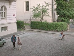 Náměstíčko před knihovnou