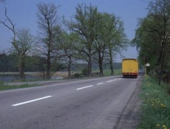 Křižovatka u rybníka