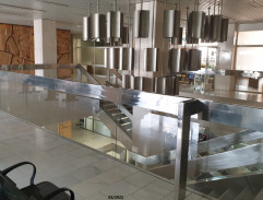 V nemocnici na schodech