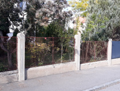 pred vilou Ing. Křečka