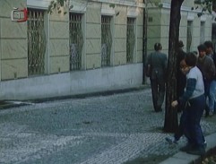 pred Neurologickým inštitútom