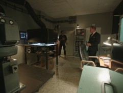 V promítací místnosti