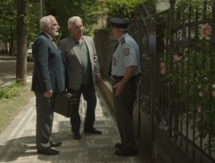 Před vilkou Krempových