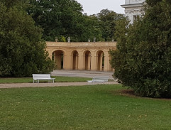 Stěhování ke Škvorovým