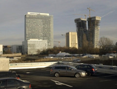 Schůzka na parkovišti