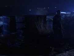 Kubiš před Millerovou vilou