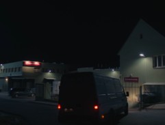 Dodávka před masokombinátem