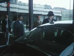 pred ústavom na predpoveď počasia