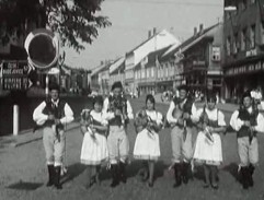 Dudáci na náměstí