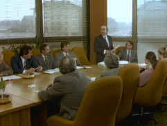 v kancelárií riaditeľa hotela