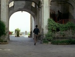 Carmine běží za advokátem