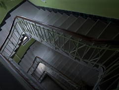 na schodoch Zlaticinho domu