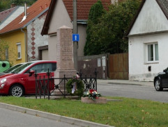 pred Modricovým domom