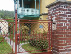 16. Vdavky za všechny prachy