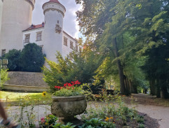 Jára Cimrman ležící, spící