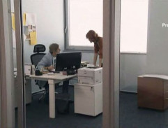 šéfova kancelária