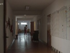 chodba domova dôchodcov