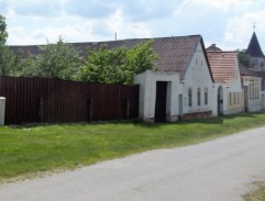 Před Součkovic domem