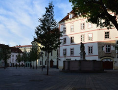 Františkánske námestie