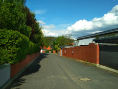 Ulica pred domom Zikmundových