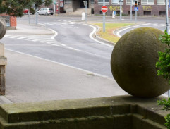 Zoli u kamenné koule