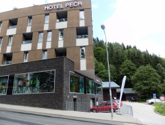 Příslušník na rozcestí