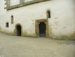 Matka varuje svého syna