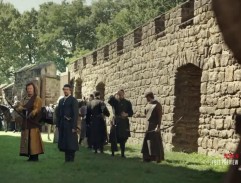 Marcel de Caux střílí z kuše