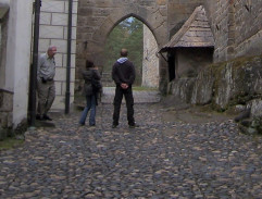 Vera přijíždí do města 2