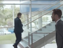 Schody v pojišťovně