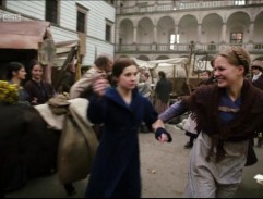 Gesa s kamarádkou na trhu